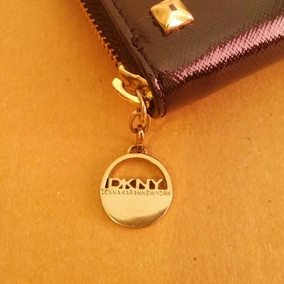 Wallet - Picture 3 of 9